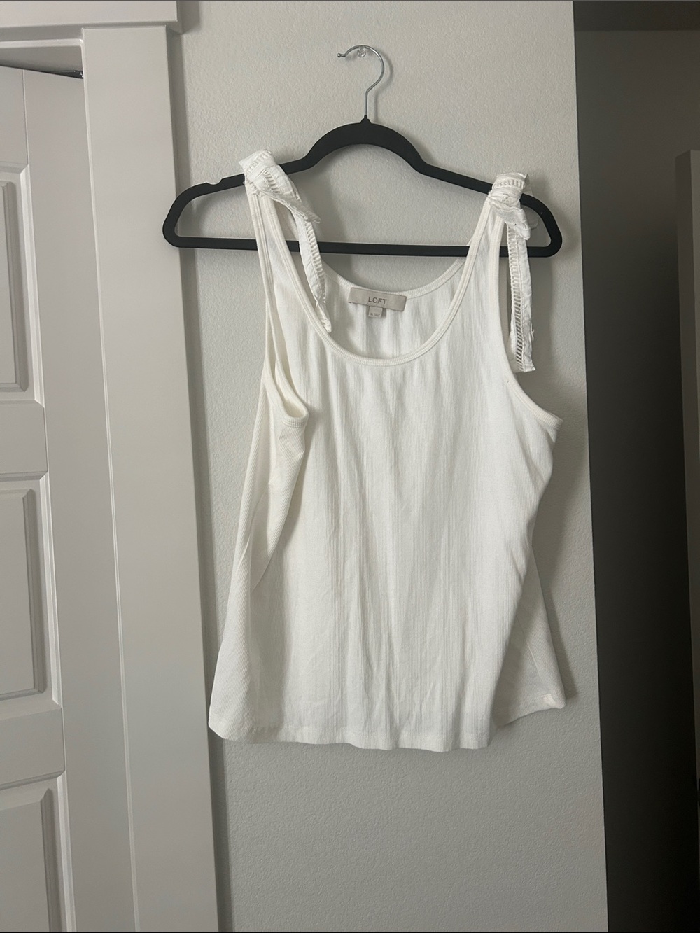 LOFT White Tie-Shoulder Tank